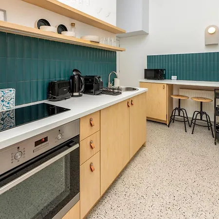 Sip 7 Fancy Near Synagogue Lejlighed *