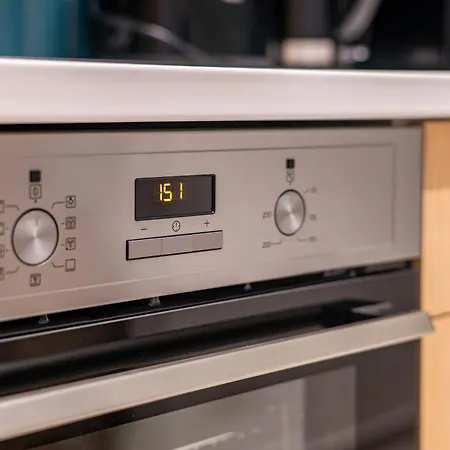 Sip 7 Fancy Near Synagogue Lejlighed